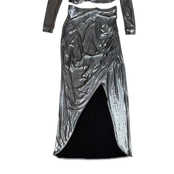 Leyden Women's Sharona Twisted Metallic Crop Top sz XS and Skirt sz M - Picture 3 of 7